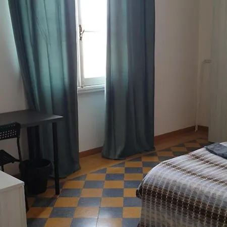 Con Vista Metroa Quarto em Acomodações Particulares